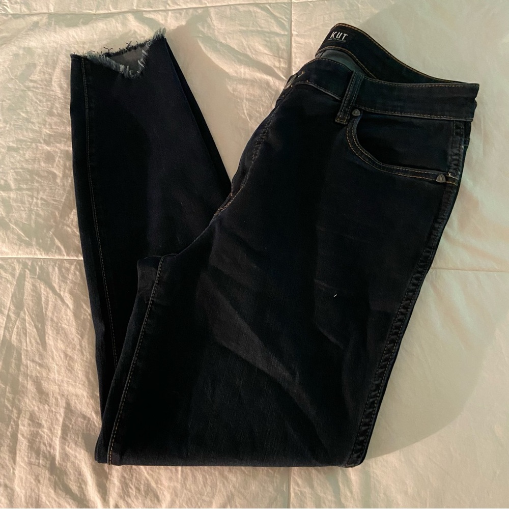 NWOT Jeans with Frayed Bottom - Picture 3 of 11
